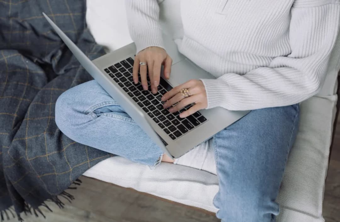 Najlepsze platformy rozrywkowe online dla polskich graczy: kompleksowy przegląd ofert i regulacji